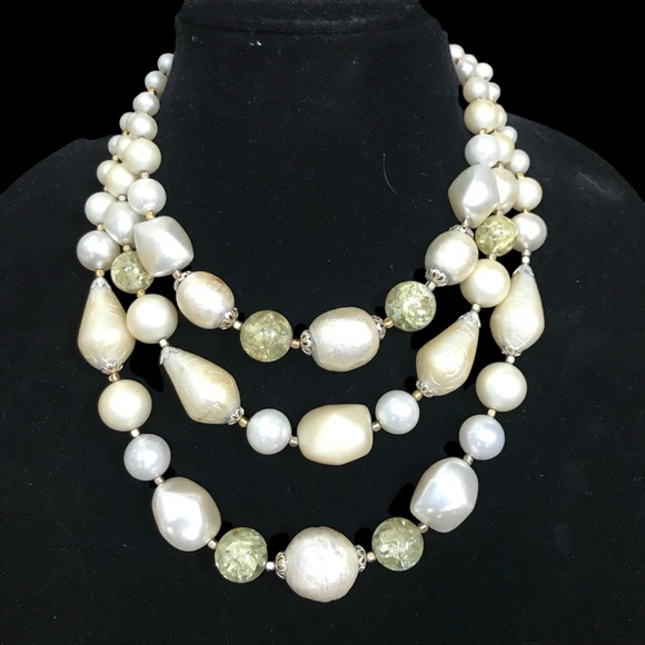 Vintage 50s 60s White Yellow 3-Strand Beaded Necklace Beads Japan crackle Ice - Picture 1 of 12